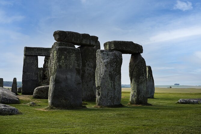 Small-Group Day Trip to Stonehenge, Bath and Windsor from London - Stonehenge: ancient stones and open chalk country