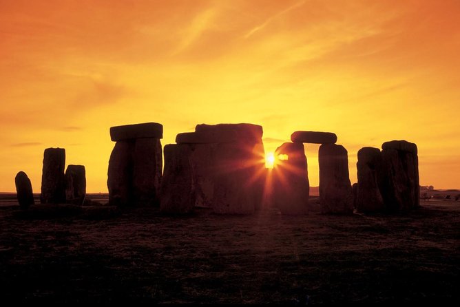 Small-Group to Bath, Lacock, Avebury and Stonehenge from London - Lacock, a village that time seems to have missed