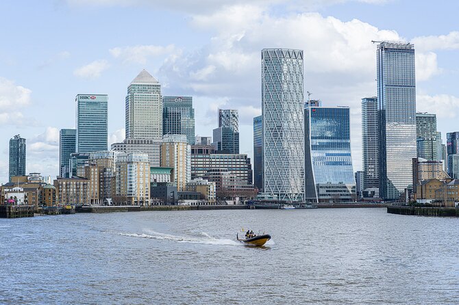 Speedboat Sightseeing: Embankment OR Westminster Pier -45 Minutes - The darker side of the river’s history