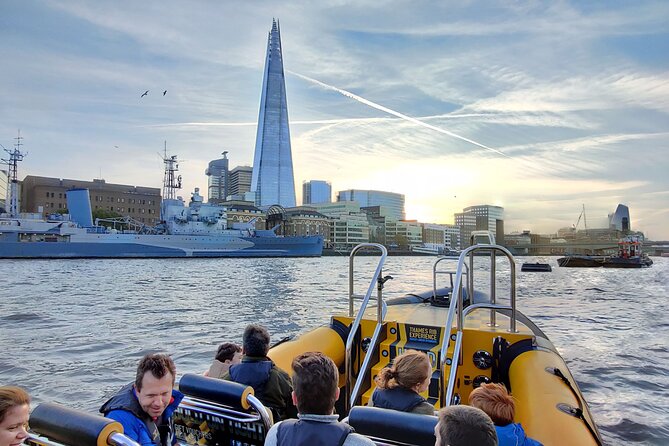 Speedboat 'Ultimate Tower Blast' from Tower Millennium Pier - 40 minutes - Music, commentary, and the sightseeing balance