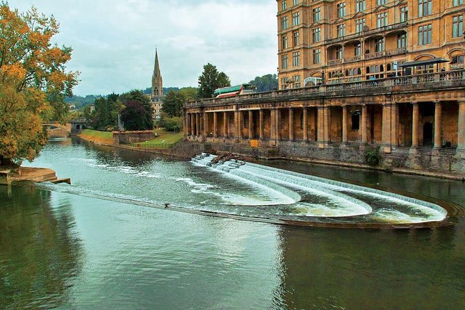 Stonehenge and Bath Day Guided Tour from London - The Royal Crescent and Bath’s grandest view