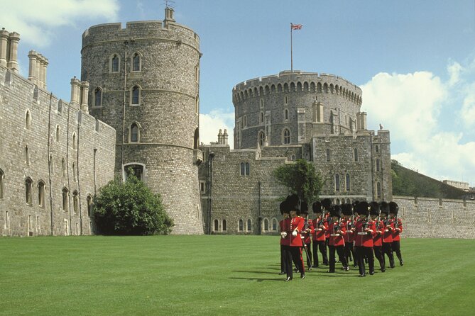 Stonehenge and Windsor from London - Who will enjoy this tour most?