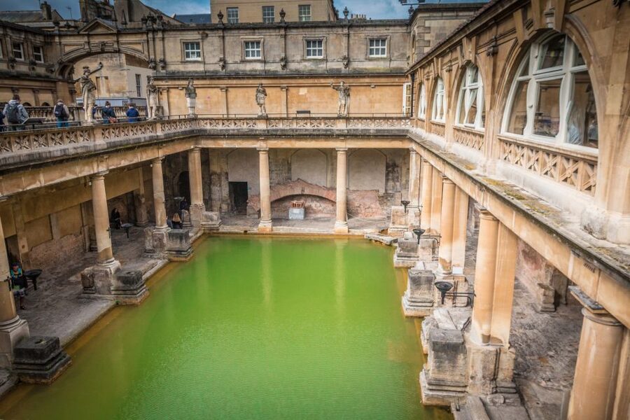 Stonehenge & Bath: Full-Day Coach Tour from London - Making the most of two and a half hours in Bath
