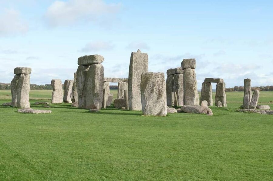 Stonehenge, Bath, Windsor and Roman Baths London Day Tours - Windsor Castle: Britain’s royal centerpiece