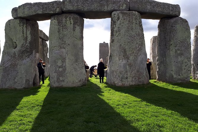 Stonehenge Inner Circle Private Tour from London with Bath Visit - Who should book this Stonehenge and Bath day trip?