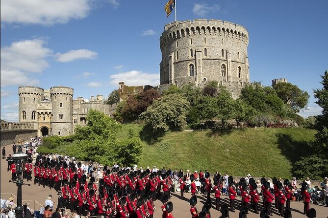 Stonehenge, Windsor Castle, and Bath from London - Food, comfort, and the practical realities