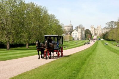 Stonehenge, Windsor Castle and Bath Full Day Guided Tour
