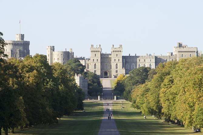 Stonehenge, Windsor Castle and Bath with Pub Lunch in Lacock - Stonehenge on Salisbury Plain