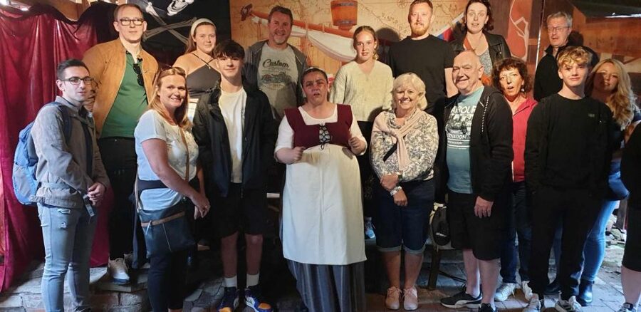 Stratford-upon-Avon: Lantern-Lit Ghost Tour at Tudor World - A one-hour evening activity with good value