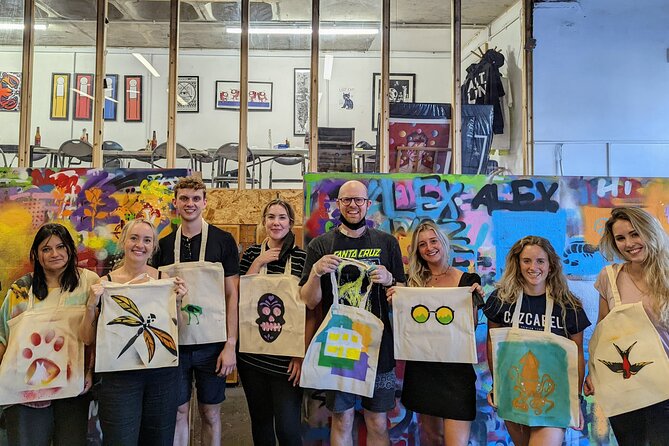 Street Art Tour and Spray Painting Workshop in London - Reading London through its street art