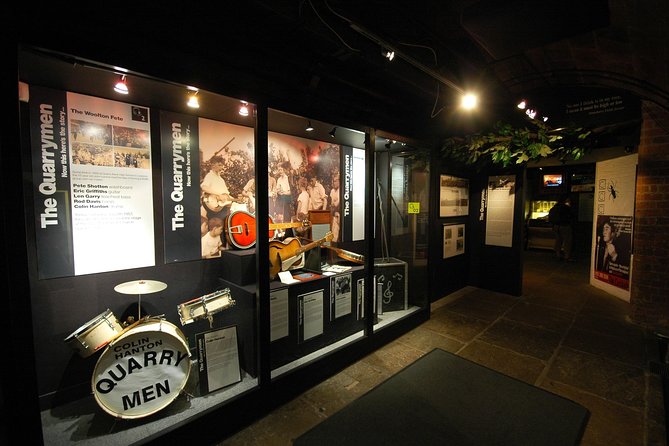 The Beatles & Liverpool Magical Mystery Tour from London - The early train from London to Liverpool