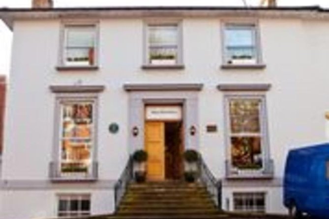 The Beatles Magical History Black Taxi Tour London - 3 Savile Row and the rooftop goodbye