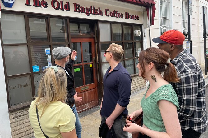 The Great British Pub Walking Tour: London - Small-group service changes the feel