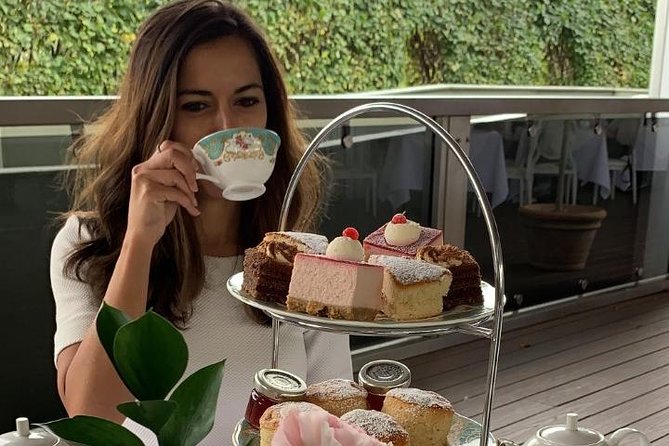 The Kensington Palace Gardens Royal High Tea - A royal afternoon that starts in a public park