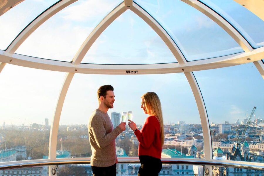 The London Eye Champagne Experience - Thirty minutes above the Thames