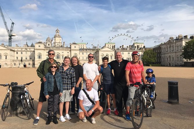 The London Landmarks, 3.5 hour Afternoon tour - Royal Albert Hall and the return through Notting Hill