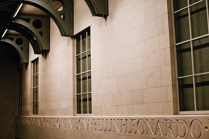 The National Gallery of London - Exclusive Guided Museum Tour - How the chronological route makes sense of art