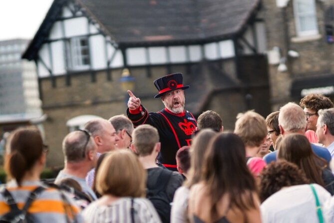Tower of London: Opening Ceremony & Early Crown Jewels Access - Why the first hour matters at the Tower of London