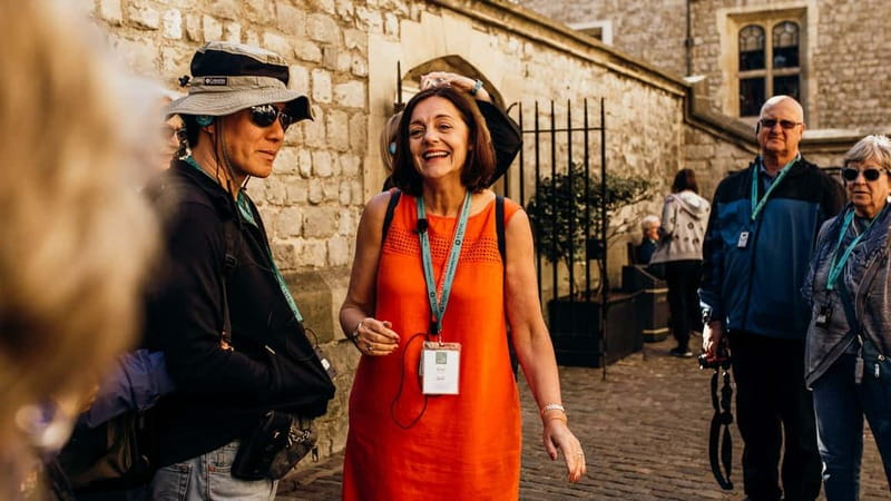 Tower of London Tour with Crown Jewels, plus River Cruise - Meeting at the West Gate