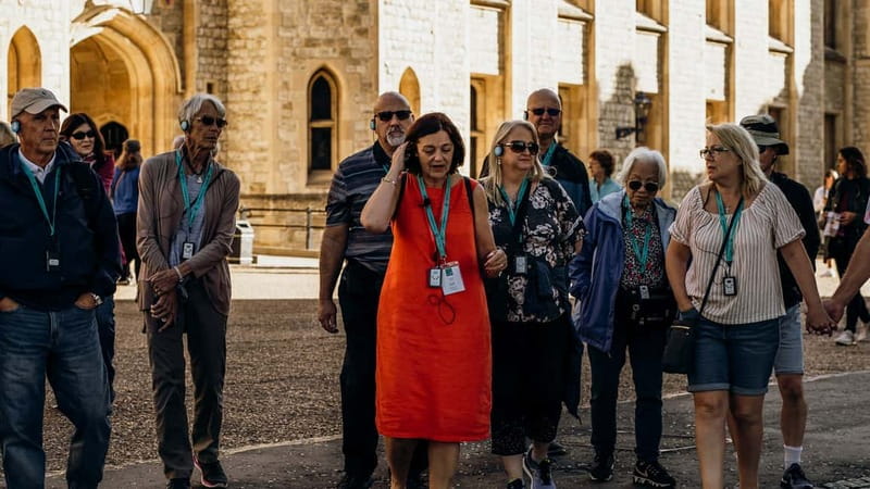 Tower of London Tour with Crown Jewels, plus River Cruise - The White Tower and its changing armor