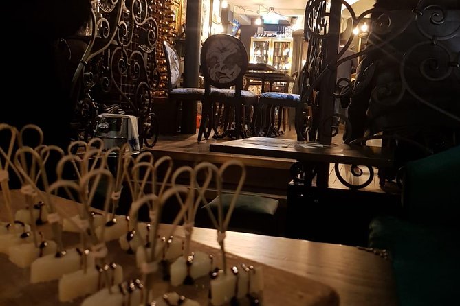 Ultimate London Cheese Crawl : Guided Food Tour - The guides shape the experience
