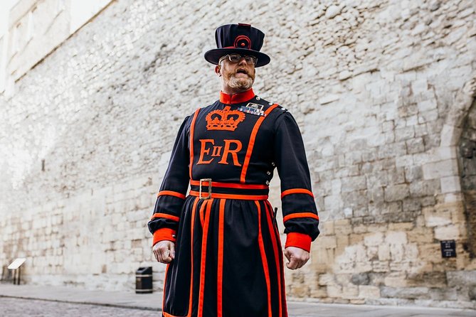 VIP Early Access Opening Ceremony Tower of London & River Cruise - The Jewel House before the queues form