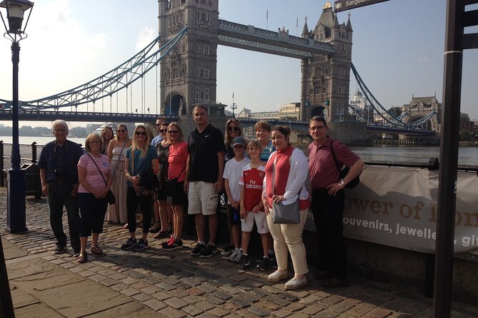 VIP Tower of London and Crown Jewels Tour with Private Beefeater Meet & Greet - The Crown Jewels and the Coronation Regalia