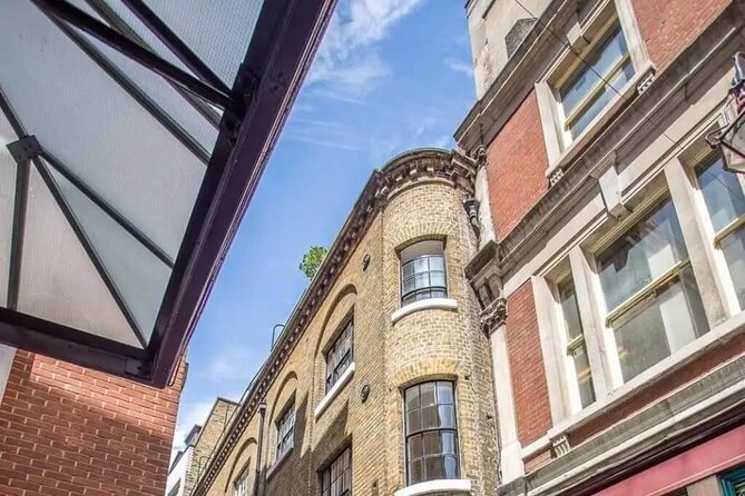 Walking Tour and Tasting at Indian Restaurant in London - The three-dish Indian tasting in Brick Lane