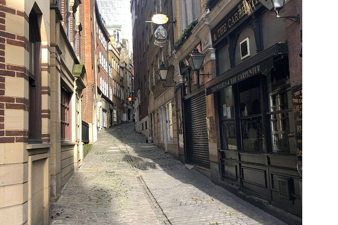 Walking Tours - Sights of London- price includes upto 10 people - The value of $388.19 for up to 10 people