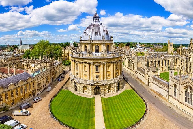 Windsor Castle, Stonehenge & Oxford Private Car Tour from London - Stonehenge and 5,500 years of unanswered questions