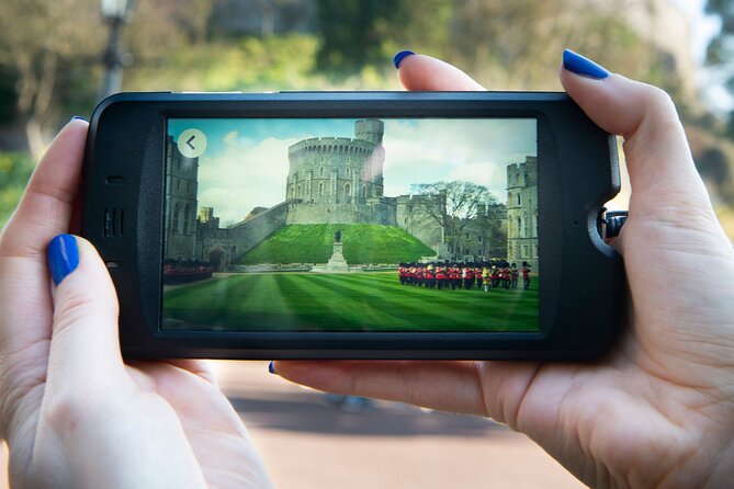 Windsor Castle Tour from London with Optional Lunch or London Eye - Free time in Windsor town
