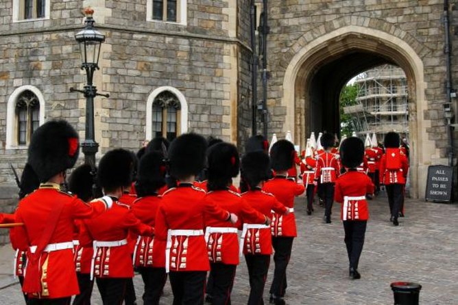 Windsor Castle Tour from London with Transportation & Audio Guide - Leaving Central London by coach