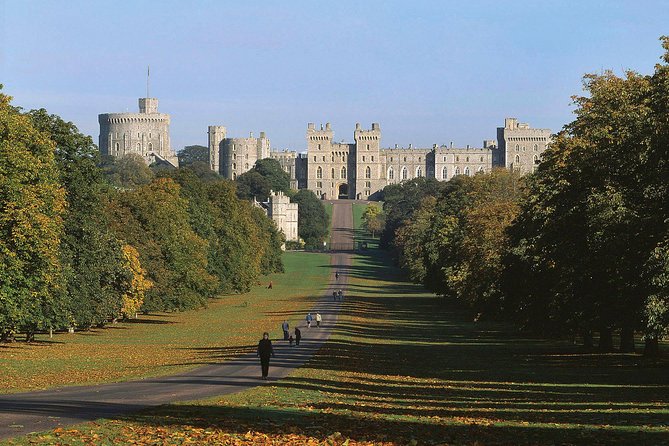 Windsor, Stonehenge and Bath Day Trip from London Spanish - Who should book this day trip?